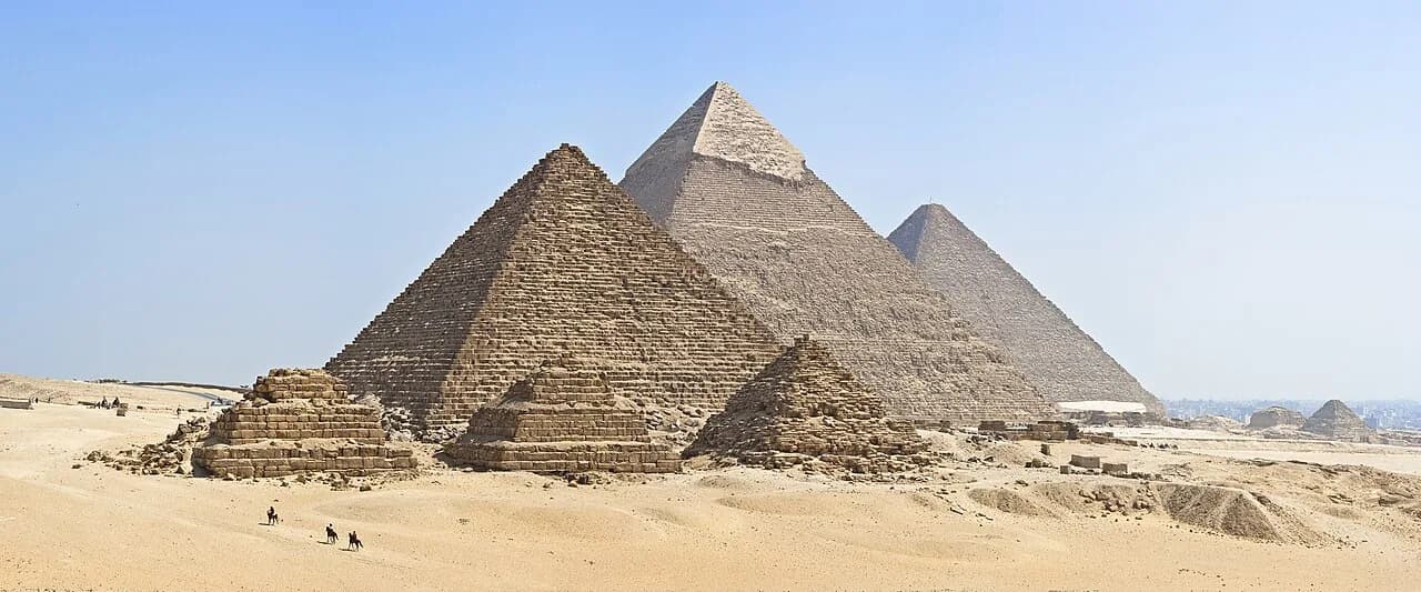 أهرامات الجيزة